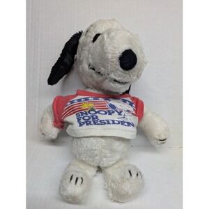 United Feature Syndicate Snoopy For President T-shirt Plush Vintage Peanuts 1968